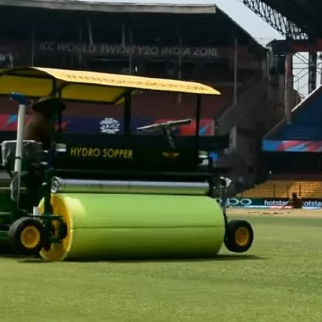 dew factor in cricket